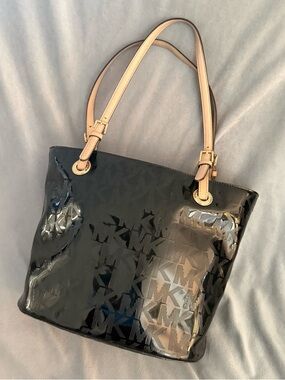 Michael Kors Black Patent Jet Set Logo Tote with Tan Handles